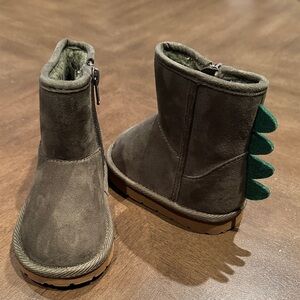 GAP Kids Boots with Dinosaur Spikes - Brown and Green